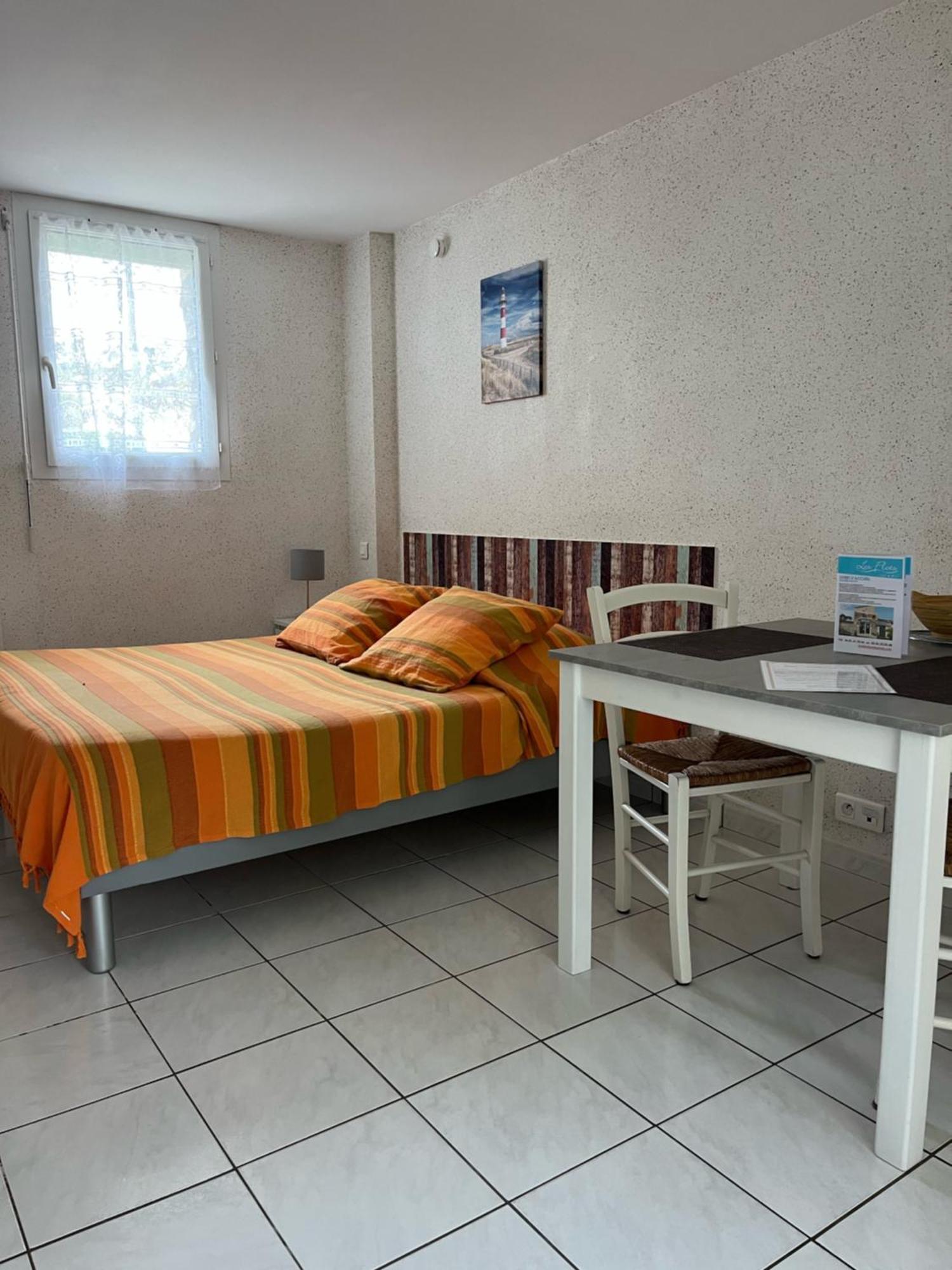 Hotel Residence Les Flots Saint-Palais-sur-Mer Exterior foto